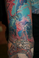  морская татуировка дальше некуда, тату морская медуза, тату на локте, тату Херсон, тату медуза на руке, цветная татуировка на руке, 3д тату , реалистичная татуировка медуза на руке, тату Херсон тату мастер тату Бейко Андрей
